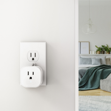 Load image into Gallery viewer, Ezlo PlugHub Energy Smart Hub and Plug In One
