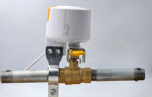 Load image into Gallery viewer, ZW854 LR 800 Series Z-Wave Plus Water Valve Actuator
